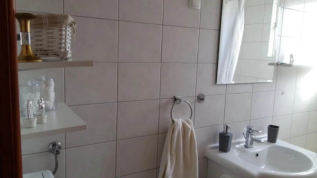 Rosa Soldatica Hotel Vir Croatia