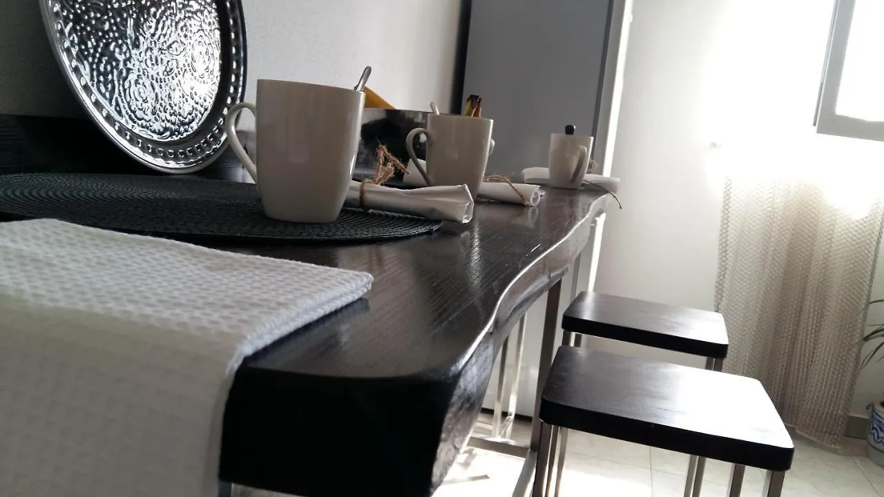 Rosa Soldatica Hotel Vir